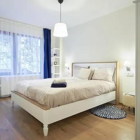 Lejlighed Istanbul, Moda : Perfectly Located And Fully Renovated