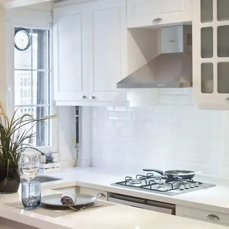 Apartment Istanbul, Moda : Perfectly Located And Fully Renovated *
